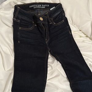 American Eagle Jeans Size: 00 Short. Great condition Dark blue